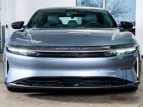 Used 2024 Lucid Air Pure image 3