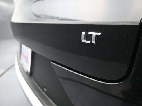 Used 2025 Chevrolet TrailBlazer LT w/ Convenience Package FWD image 36