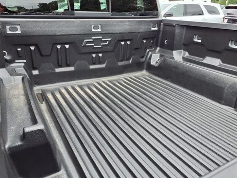 Used 2024 Chevrolet Colorado LT w/ LT Convenience Package II AWD/4WD image 19