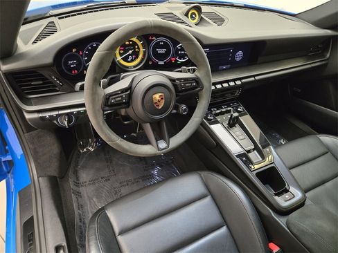 Used 2022 Porsche 911 Carrera GTS image 19