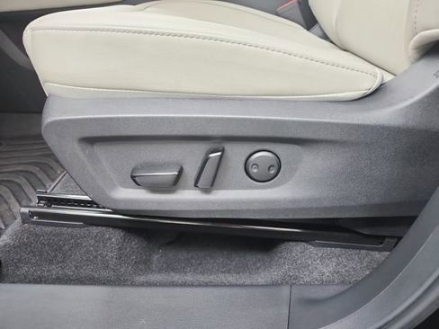 Used 2025 Nissan Murano SL image 19