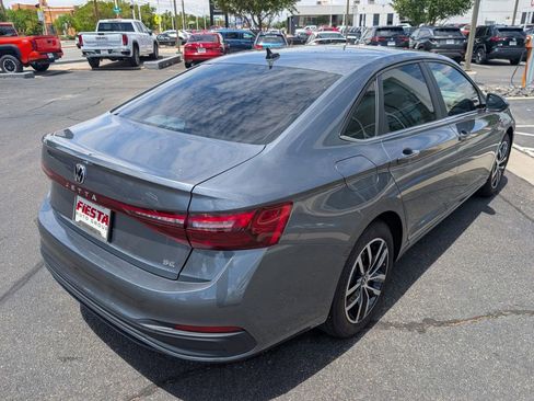 New 2025 Volkswagen Jetta SE image 5