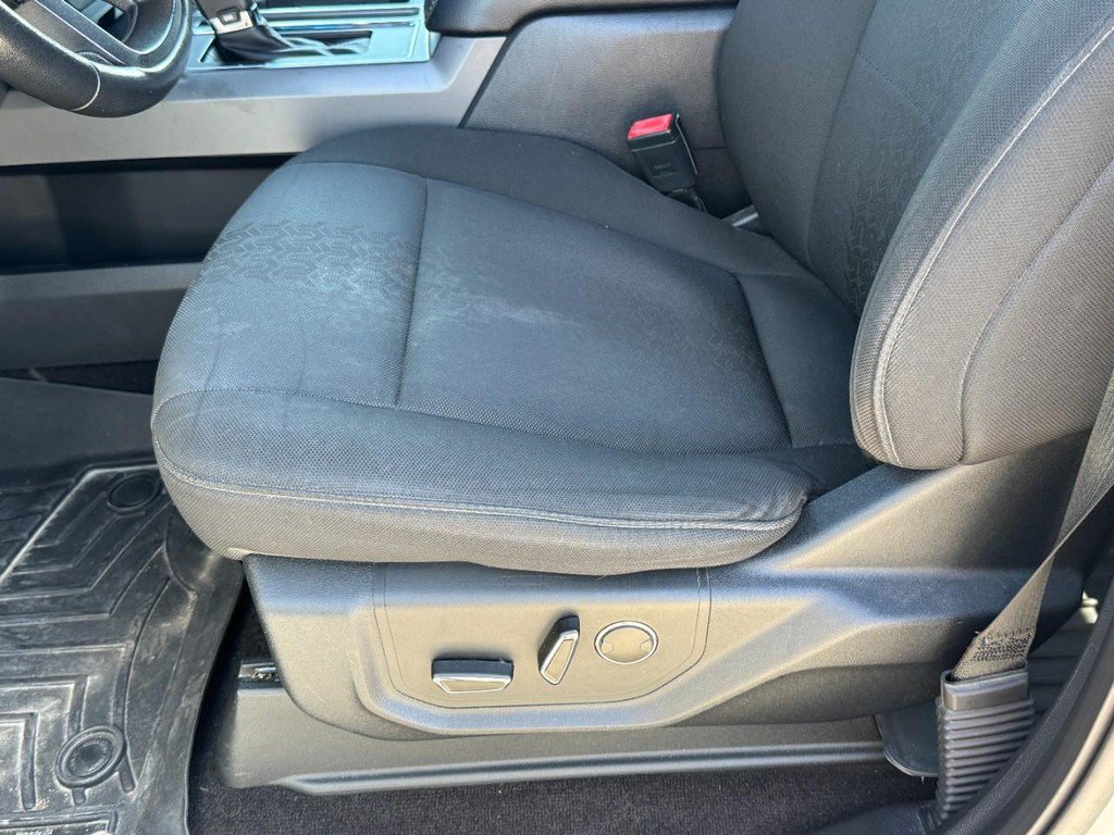 Used 2018 Ford F150 XLT w/ Equipment Group 302A Luxury AWD/4WD image 28