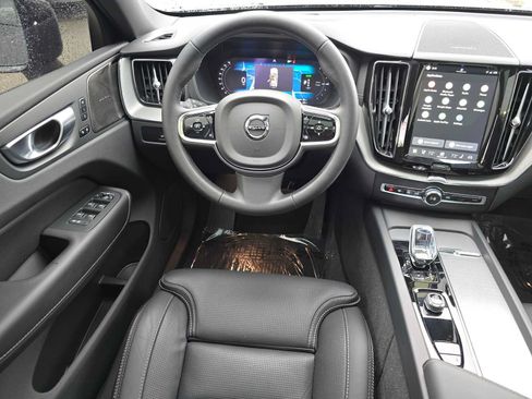 Used 2024 Volvo XC60 T8 Ultimate w/ Climate Package AWD/4WD image 17