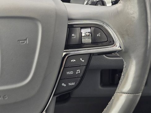 Used 2021 Lincoln Navigator Reserve image 34