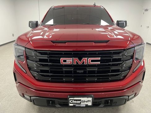 Used 2024 GMC Sierra 1500 Elevation w/ Elevation Premium Package image 3