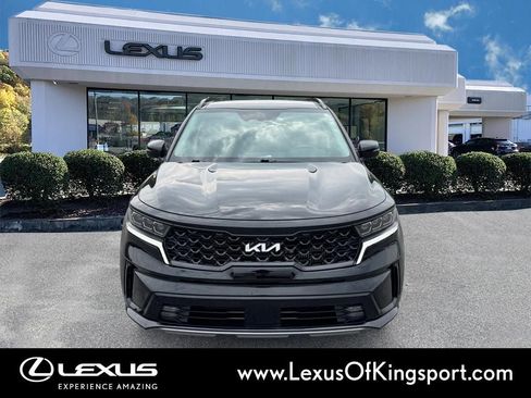 Used 2023 Kia Sorento SX image 8