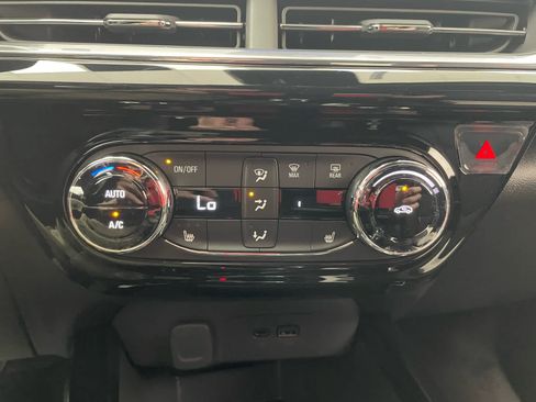 New 2026 Chevrolet Trax RS w/ Driver Confidence Package FWD image 5