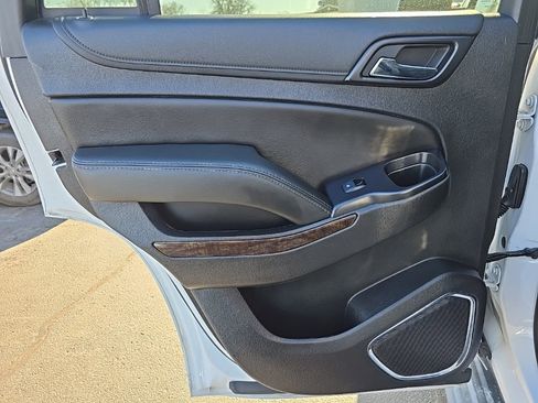 Used 2019 Chevrolet Tahoe LT image 35