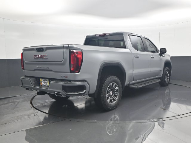 Used 2024 GMC Sierra 1500 AT4 w/ Technology Package AWD/4WD image 5