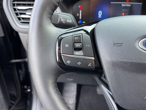 Used 2024 Ford Escape Active w/ Cold Weather Package image 16