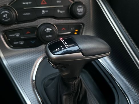 Used 2016 Dodge Challenger SRT Hellcat image 27