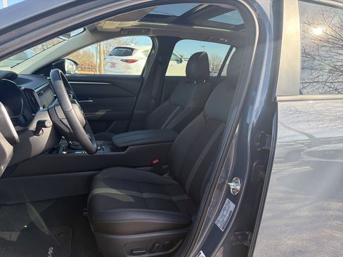 Used 2025 MAZDA CX-50 AWD 2.5 S w/ Premium Package image 10