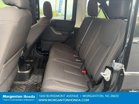Used 2018 Jeep Wrangler Unlimited Sport AWD/4WD image 26