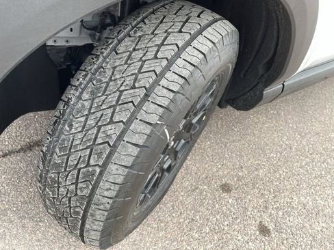 New 2025 Ford Bronco Sport Badlands image 11