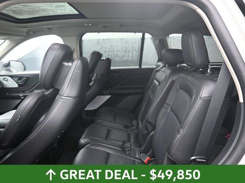 Used 2024 Lincoln Aviator Reserve w/ Equipment Group 201A AWD/4WD image 19