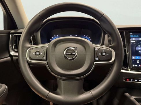 Used 2025 Volvo S60 B5 Core FWD image 41