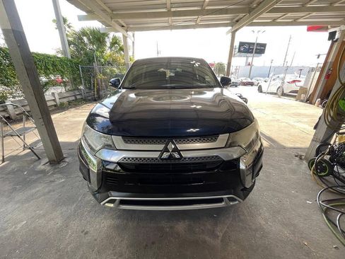 Used 2019 Mitsubishi Outlander SE FWD image 1