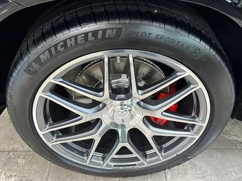 New 2026 Mercedes-Benz GLE 63 AMG S image 16