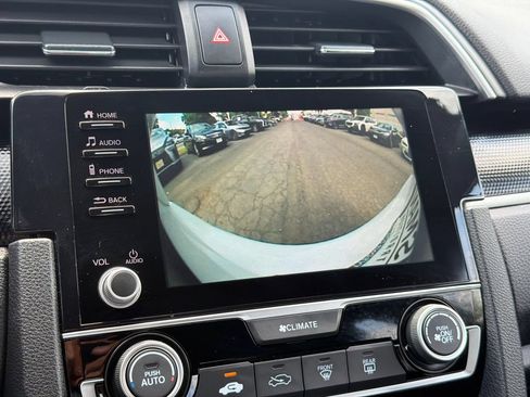 Used 2020 Honda Civic Sport image 18