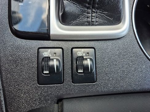 Used 2019 Toyota Highlander XLE image 29