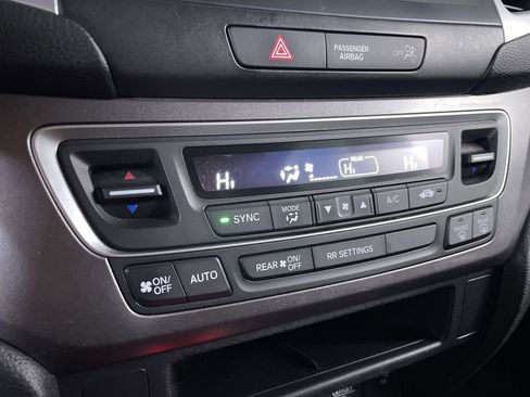 Used 2020 Honda Passport Sport image 16