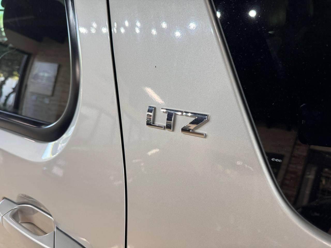 Used 2007 Chevrolet Tahoe LTZ w/ LTZ Preferred Equipment Group RWD image 37