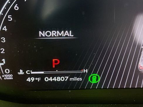 Used 2023 Acura MDX SH-AWD image 15