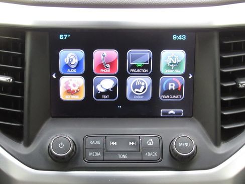 Used 2017 GMC Acadia SLT AWD/4WD image 31