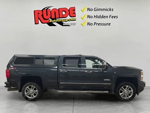 Used 2019 Chevrolet Silverado 2500 High Country w/ Duramax Plus Package AWD/4WD image 6
