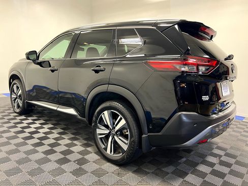 Used 2023 Nissan Rogue SL w/ SL Premium Package image 10