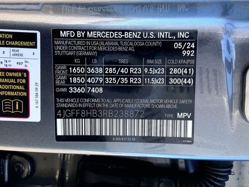 Used 2024 Mercedes-Benz Maybach GLS 600 4MATIC image 37