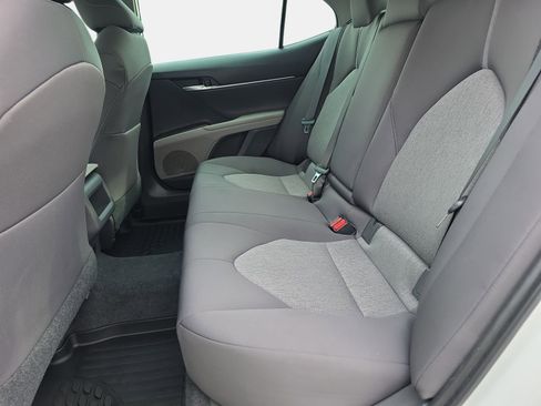 Used 2021 Toyota Camry LE w/ Convenience Package image 13