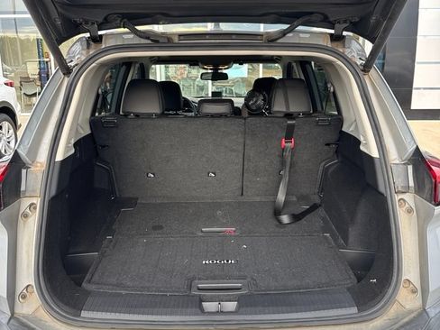 Used 2022 Nissan Rogue SL w/ SL Premium Package FWD image 10