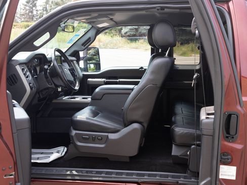Used 2016 Ford F350 Lariat w/ Lariat Interior Package AWD/4WD image 17