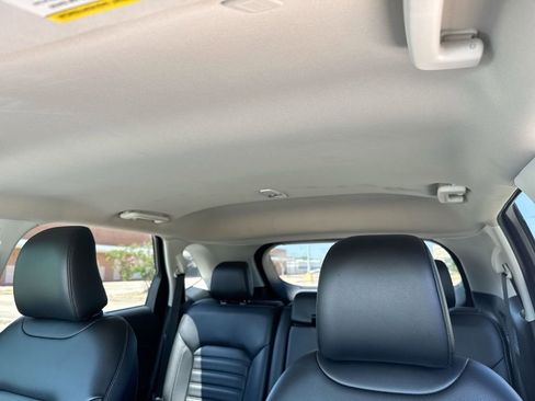 Used 2022 Ford Edge SEL image 20