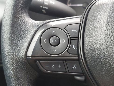 Certified 2025 Toyota Corolla LE image 22