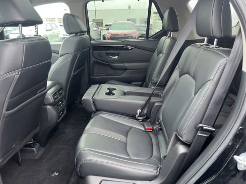 Certified 2023 Honda Pilot Touring image 10