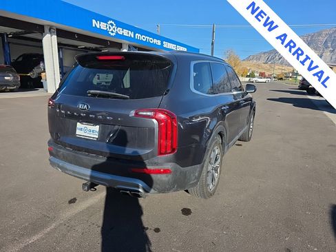 Used 2020 Kia Telluride S image 3