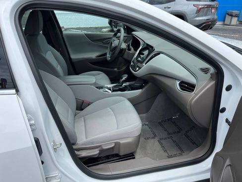 Used 2024 Chevrolet Malibu LT FWD image 44