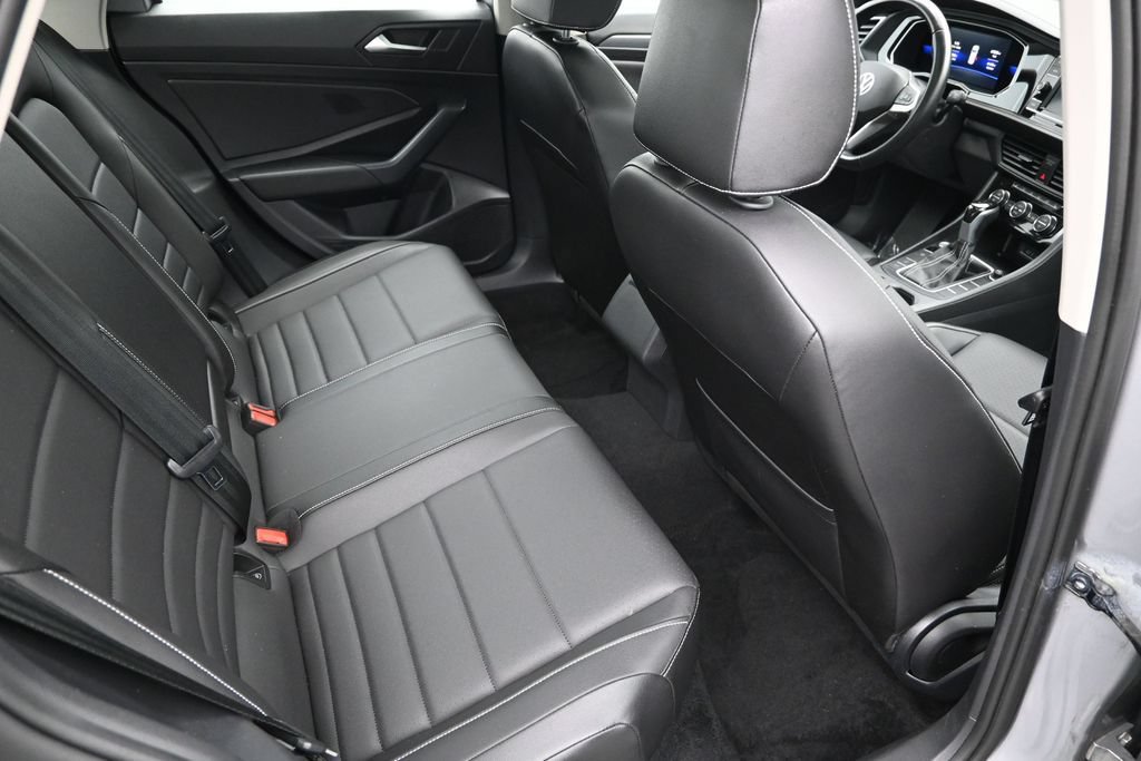 Used 2022 Volkswagen Jetta SE FWD image 27