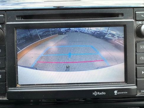 Used 2015 Toyota Tacoma 4x4 Double Cab w/ SR5 Package image 21