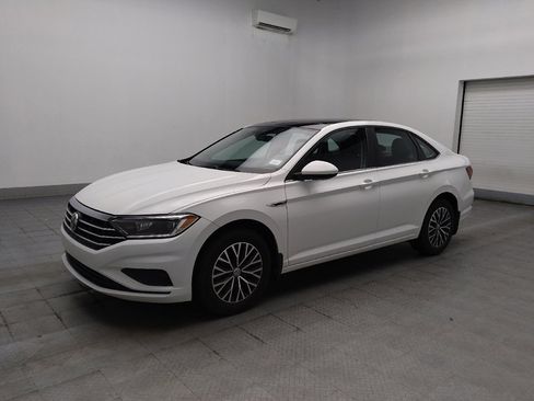 Used 2019 Volkswagen Jetta SEL FWD image 2