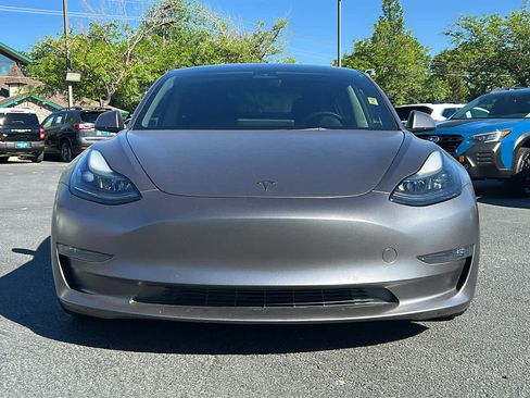 Used 2022 Tesla Model 3 Performance AWD/4WD image 2