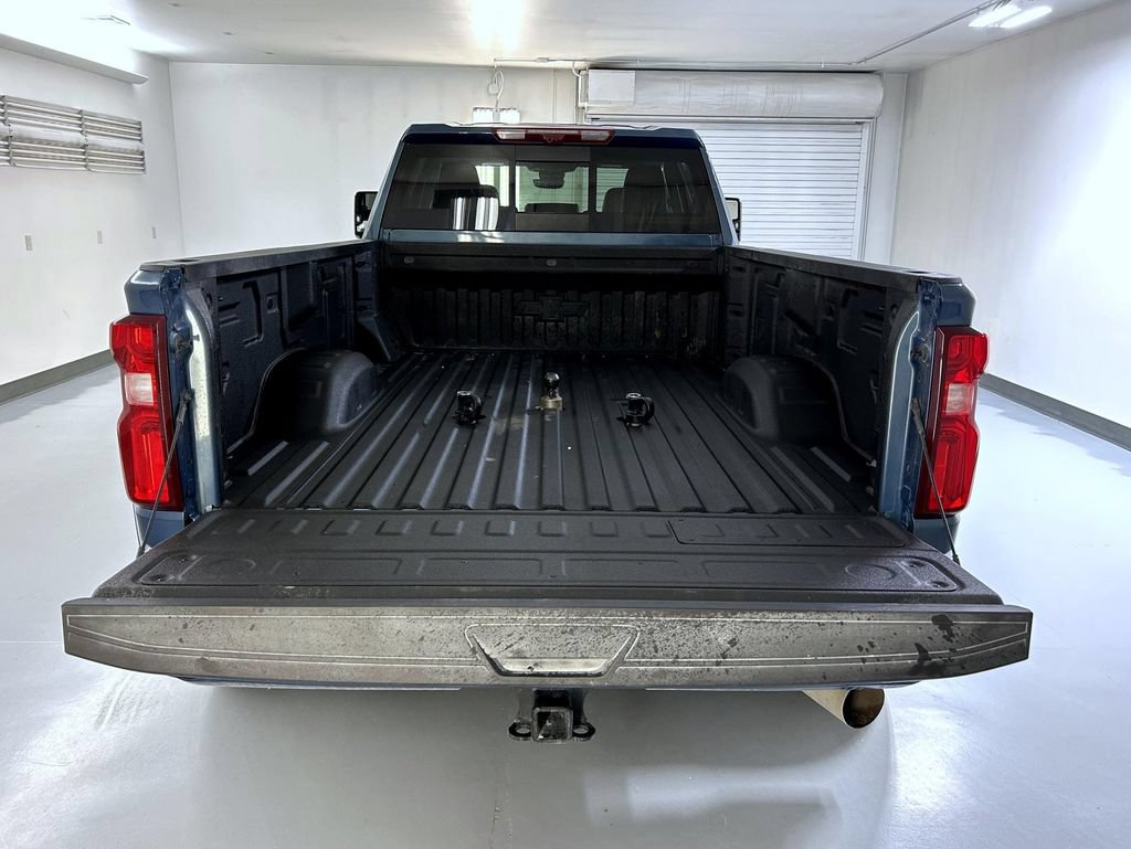 Certified 2026 Chevrolet Silverado 3500 High Country w/ Technology Package AWD/4WD image 22