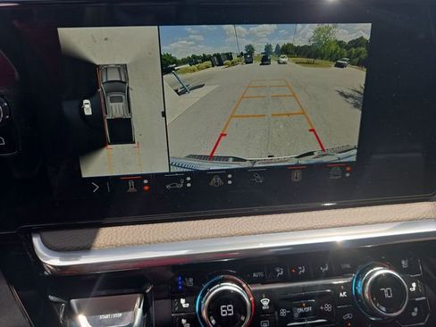 Used 2024 GMC Sierra 1500 Denali AWD/4WD image 24