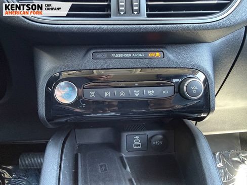 Used 2024 Ford Escape Platinum AWD/4WD image 24