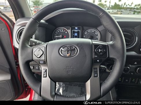 Used 2023 Toyota Tacoma TRD Off-Road w/ TRD Premium Off Road Package image 21