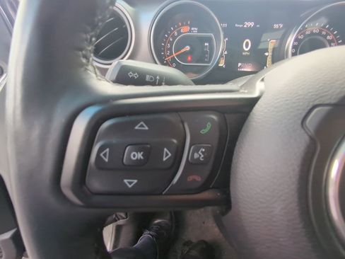 Used 2022 Jeep Wrangler Sport AWD/4WD image 13