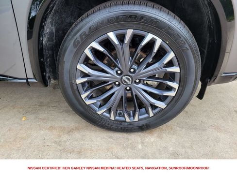 Certified 2026 Nissan Rogue Platinum w/ Platinum Premium Package AWD/4WD image 22